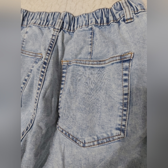 Ardene Jeans - Picture 4 of 11